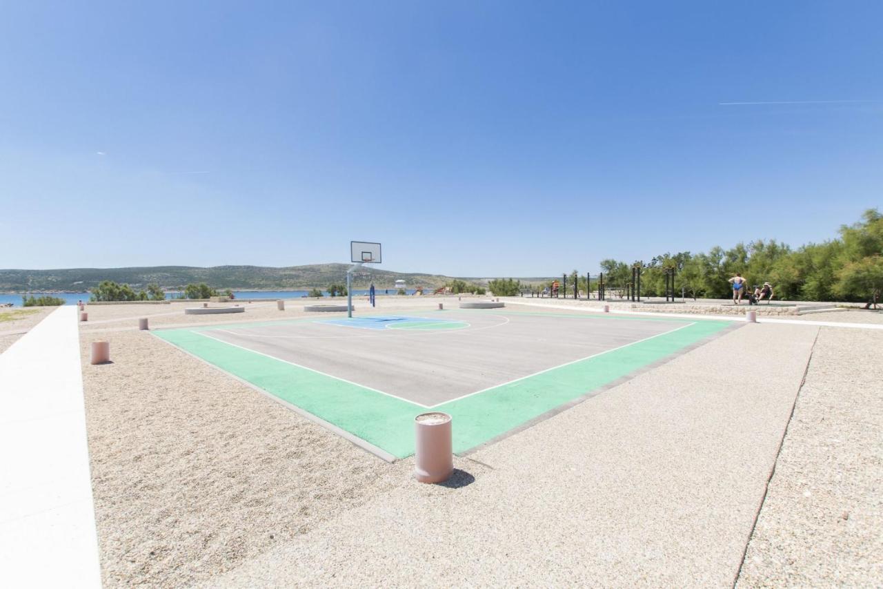 Holiday Home Martelina Starigrad Paklenica Exterior foto